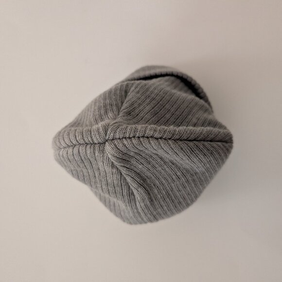 Gap Retro Gray Acrylic Knit Beanie/Hat with Logo - Picture 4 of 4